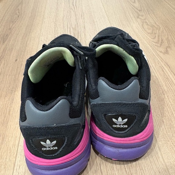 Adidas women Falcon Black purple and pink - Picture 3 of 3